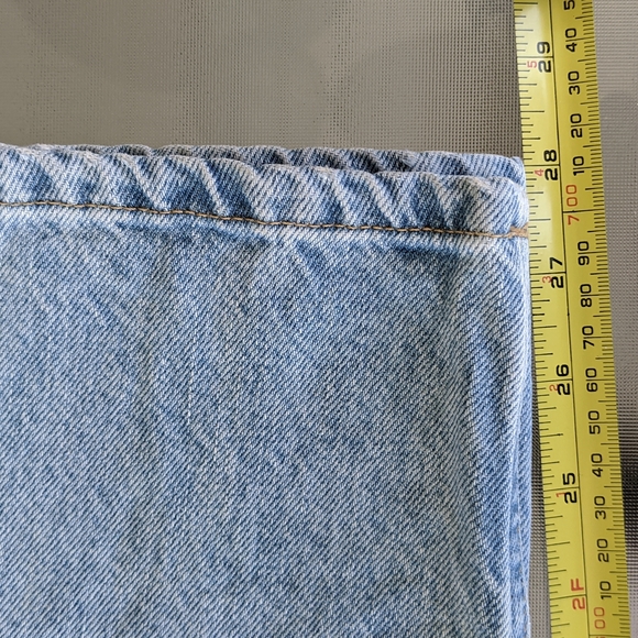 Everlane 90's Cheeky Jean - Picture 10 of 16